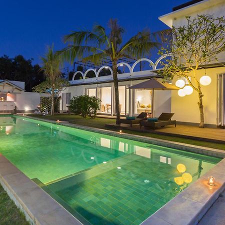 Villa Hasian Jimbaran Ngoại thất bức ảnh